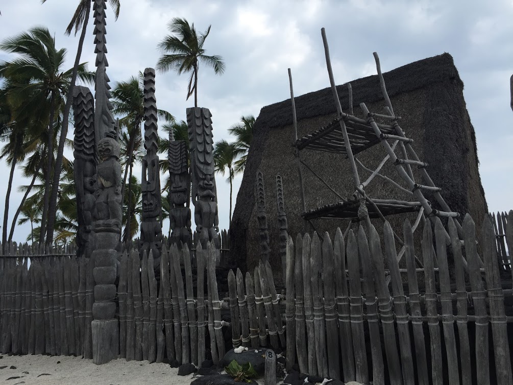 Hawaiian temple 